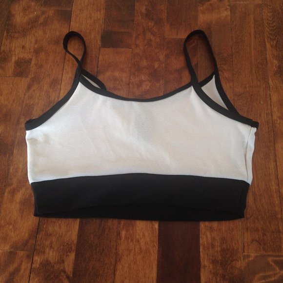 *5/$25* Peach Sheer Key Hole Crop Top - Picture 9 of 11